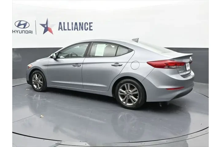 $12000 : Hyundai ELANTRA 2017 SE 4dr image 4