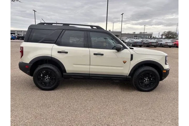 $34316 : 2025 Bronco Sport Badlands image 5