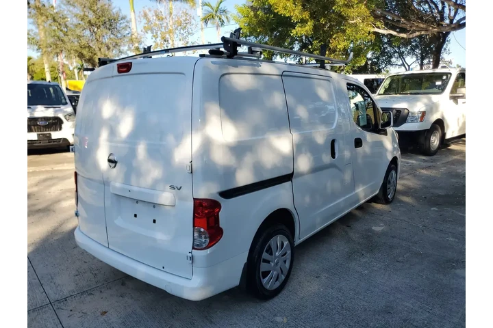 $16995 : Nissan NV200 2019 SV 4dr Car image 6