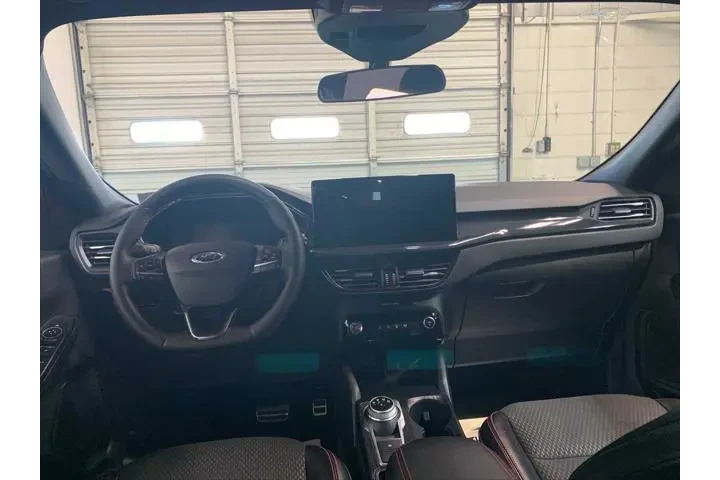 $25488 : Ford Escape 2023 AWD ST-Line image 4