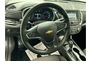 $12211 : Chevrolet Malibu 2018 LT 4dr thumbnail