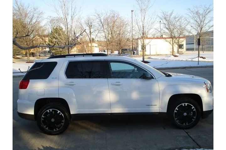 $15997 : 2017 GMC Terrain SLE-2 image 8