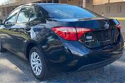 $10000 : 2018 - Corolla - LE - Sedan 4D thumbnail