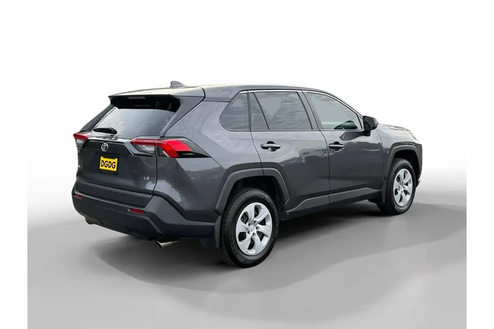 $24561 : Toyota RAV4 2024 LE 4dr SUV image 5