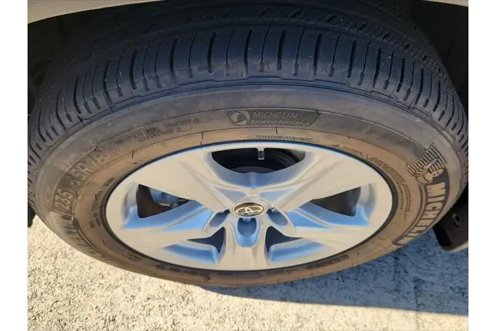 $38598 : Toyota Highlander 2025 LE 4d image 10