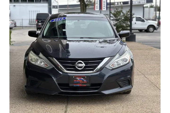 $11999 : 2016 Altima 2.5 image 5