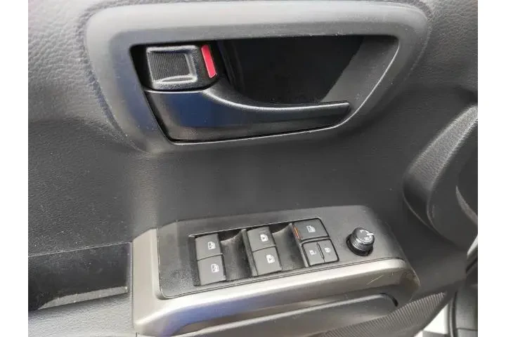 $34426 : Toyota Tacoma 2023 4x2 TRD S image 10