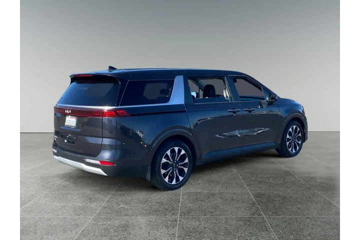 $39217 : Kia Carnival 2023 EX 4dr Min image 5