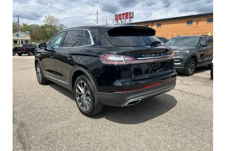 $39995 : Lincoln Nautilus 2023 AWD Re image 6