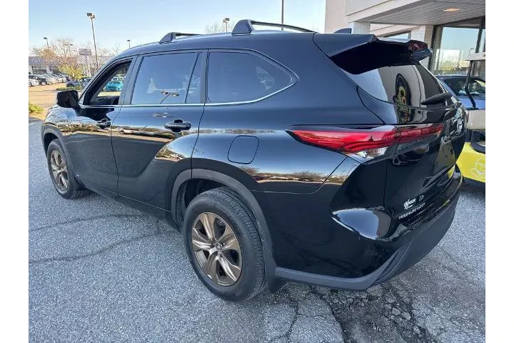 $40000 : Toyota Highlander Hybrid 202 image 10