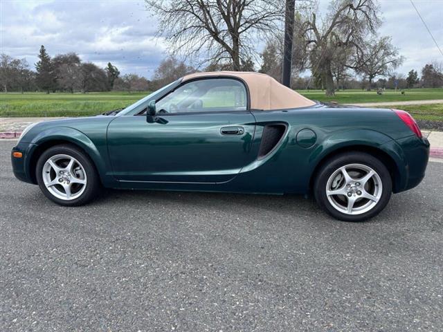 $12995 : 2002 MR2 Spyder image 5