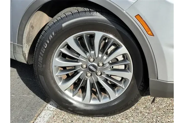 $29488 : Lincoln Nautilus 2021 Reserv image 10