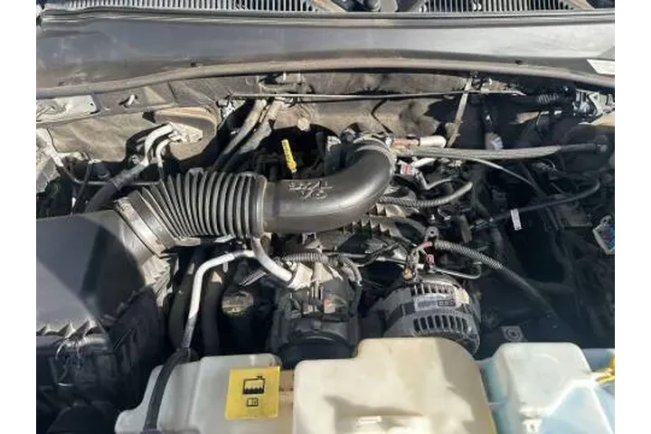2008 Nitro SXT image 3