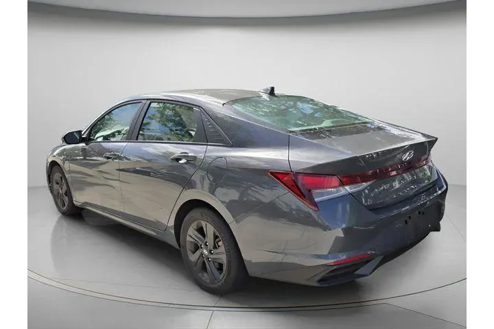 $17224 : Hyundai ELANTRA 2023 SEL 4dr image 5