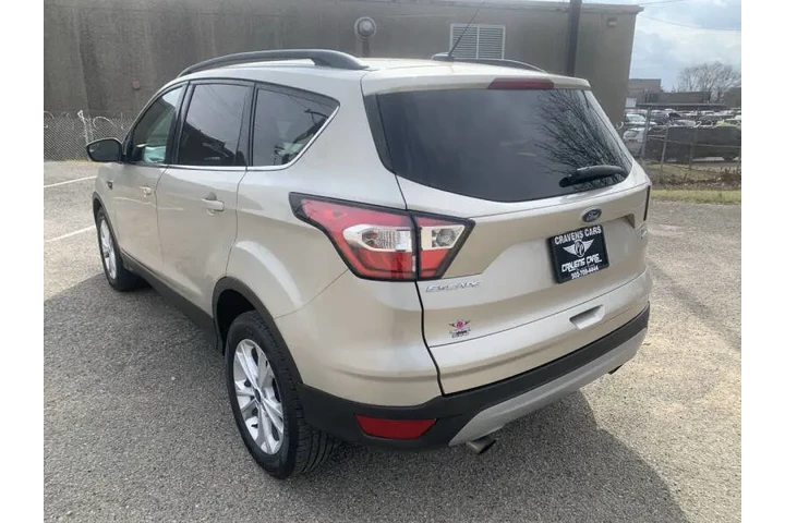 $7995 : 2018 Escape SE image 4