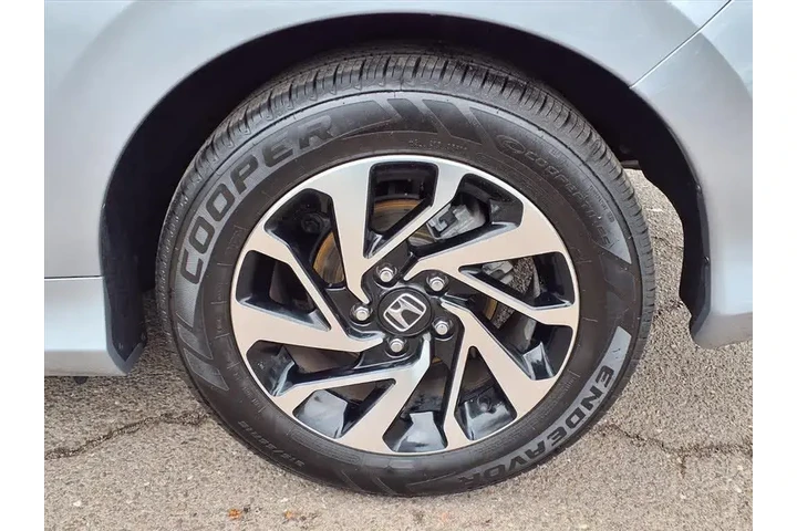 $19981 : Honda Civic 2017 LX-P 2dr Co image 8