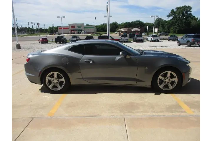 $22994 : Chevrolet Camaro 2021 LT 2dr image 7