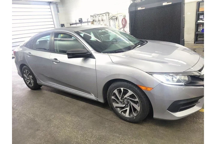 $16998 : Honda Civic 2016 EX 4dr Seda image 4