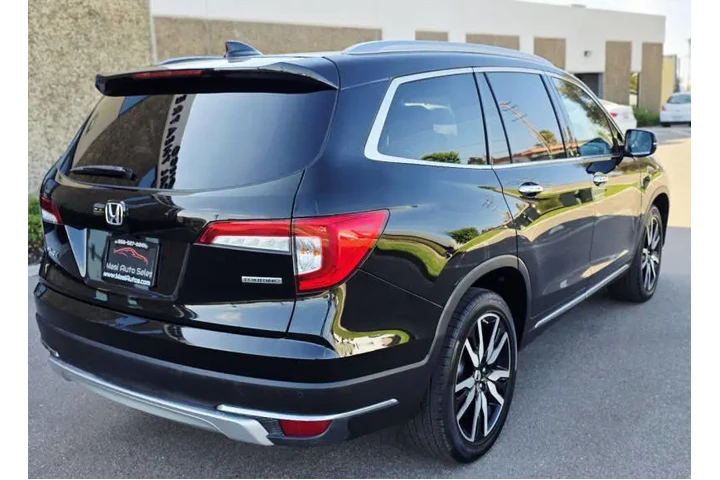 $21450 : 2019 Pilot Touring image 6