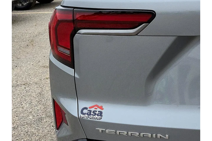 $38995 : GMC Terrain 2026 4x4 AT4 4dr image 10