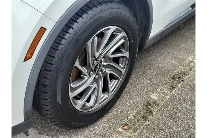 Lincoln Aviator 2023 Standar image 4
