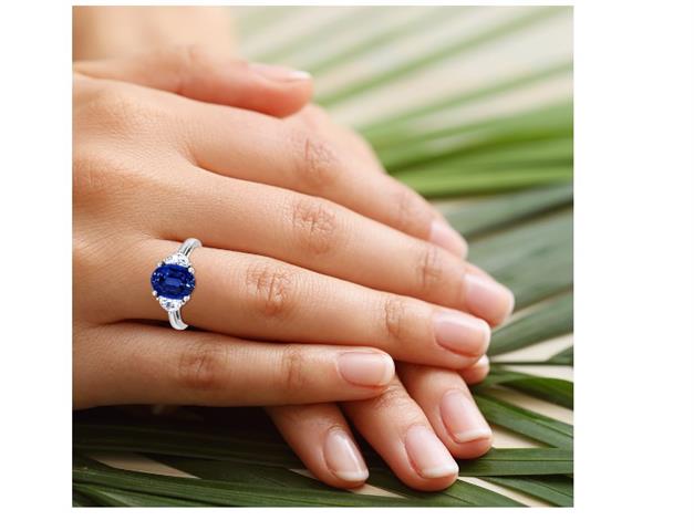 $6561 : Blue Sapphire Engagement Ring image 4