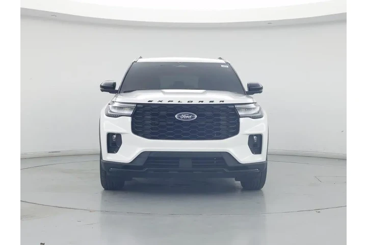$39998 : Ford Explorer 2025 ST-Line 4 image 5