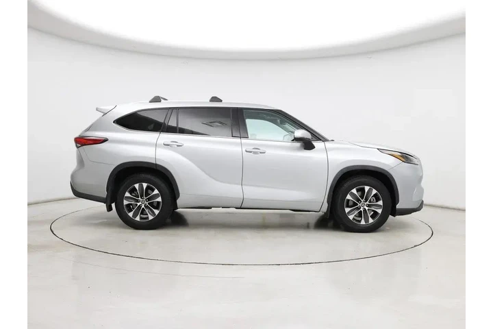 $35998 : Toyota Highlander 2022 AWD X image 7