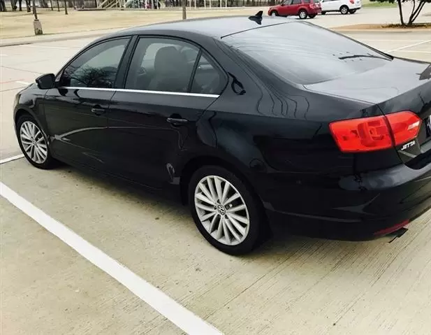 $4000 : 2011 VOLKSWAGEN JETTA SEL image 3