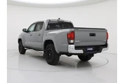 $32998 : Toyota Tacoma 2019 4x4 SR5 V thumbnail