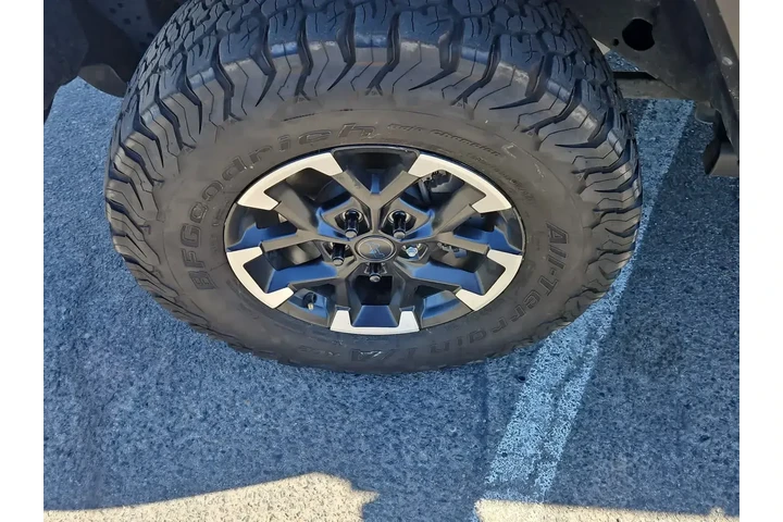 $30000 : Jeep Wrangler 2024 4x4 Rubic image 3