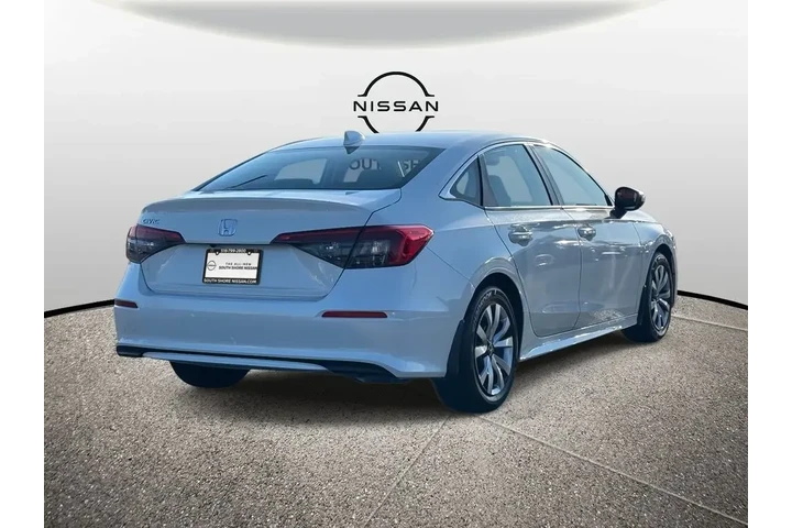 $20995 : Honda Civic 2024 LX 4dr Seda image 6