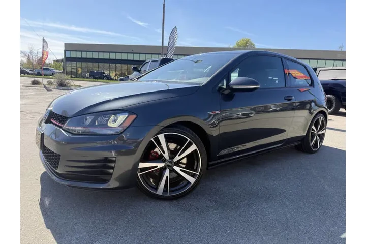 $11900 : 2015 Golf GTI SE image 3