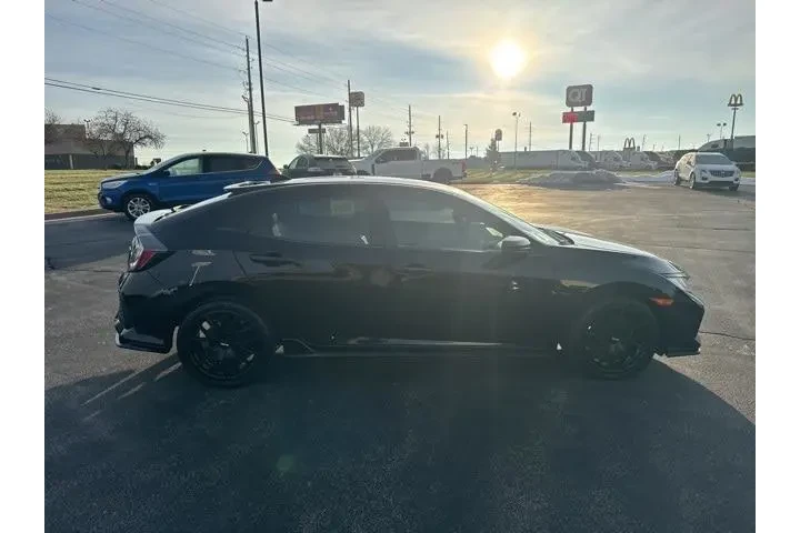 $14532 : Honda Civic 2017 Sport 4dr H image 6