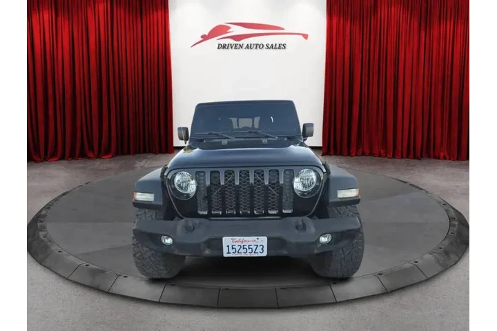 $28999 : 2020 Gladiator image 3