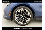 $38960 : BMW 5 Series 2025 530i 4dr S thumbnail