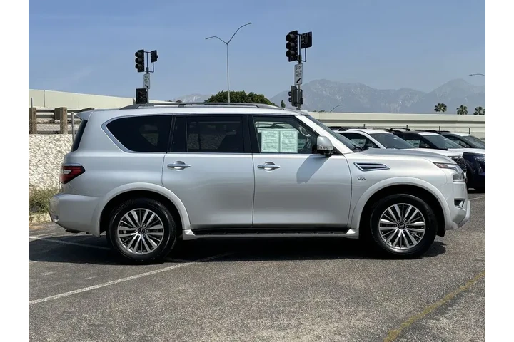 $26495 : Nissan Armada 2021 4x2 SL 4d image 2