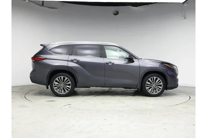 $30998 : Toyota Highlander 2021 AWD P image 7