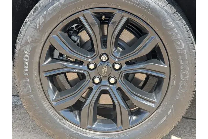 $23428 : Ford Edge 2022 AWD SE 4dr Cr image 9