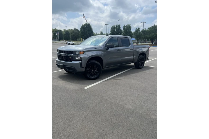 $18000 : 2019 Silverado LT image 1