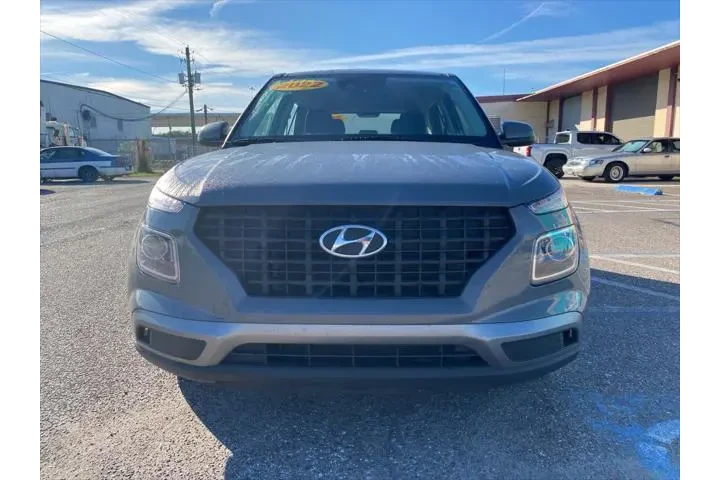 $11415 : Hyundai VENUE 2022 SE 4dr Cr image 8