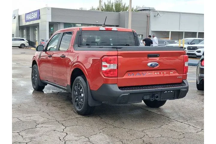 $23990 : Ford Maverick 2024 AWD XL 4d image 3