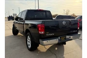 $8999 : 2010 Titan PRO-4X Crew Cab 4W thumbnail