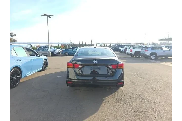 $20600 : Nissan Altima 2025 2.5 SV 4d image 5