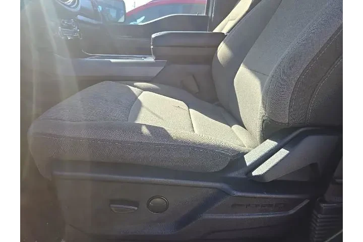 $38643 : Ford F-150 2024 4x4 XLT 4dr image 6