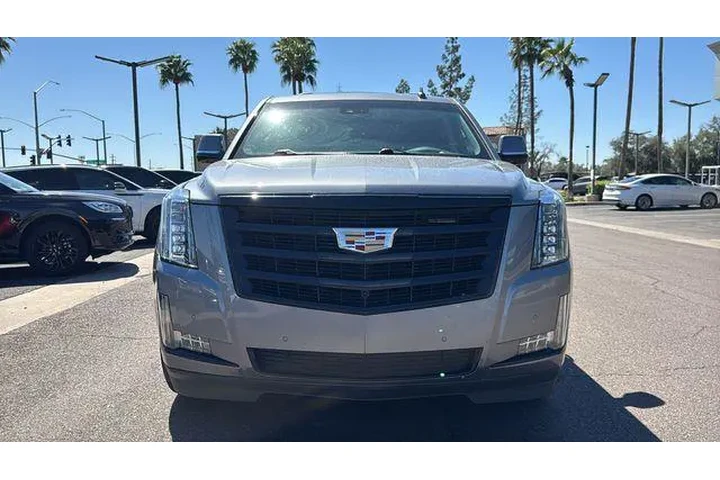 $31896 : Cadillac Escalade ESV 2019 L image 3