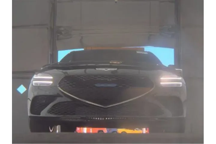 $30990 : Genesis G70 2023 2.0T 4dr Se image 3