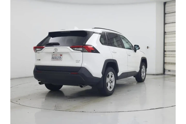 $27998 : Toyota RAV4 2021 AWD XLE 4dr image 8