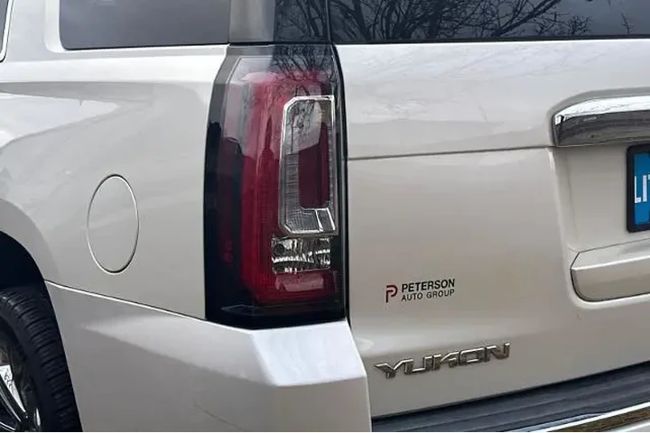 $22995 : GMC Yukon 2015 4x4 Denali 4d image 8