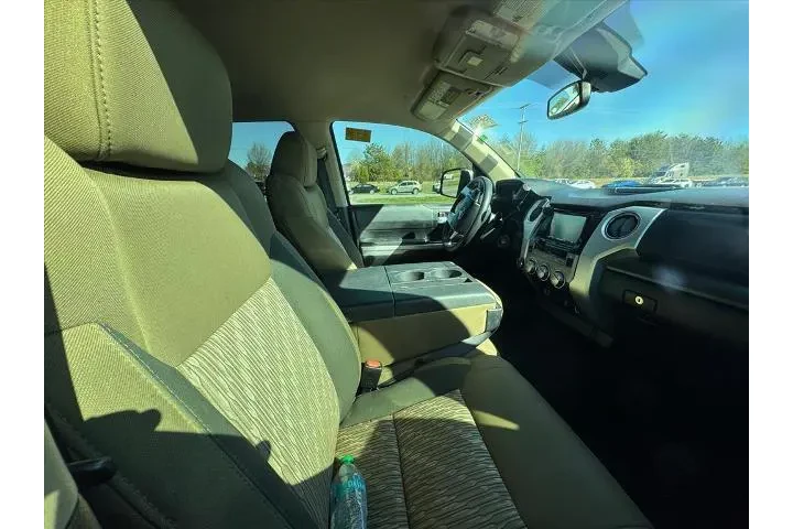 $39999 : Toyota Tundra 2019 4x4 SR5 4 image 3